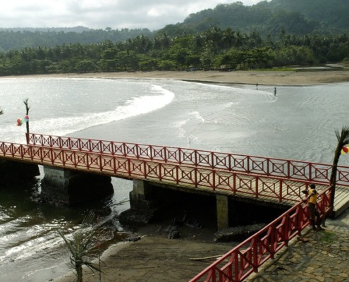 La fondation de São João dos Angolares du sud de l’île de Sao Tomé est due au naufrage d’un bateau négrier en provenance d’Angola au 16ème siècle