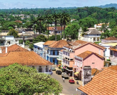 Tour de ville de São Tomé, Excursion d'une occasion unique pour un premier contact avec la vie et l’histoire santoméennes